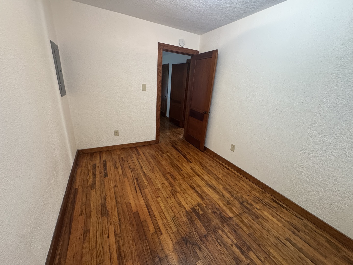 219 West 7th Street Flora, IL 62839 - Photo 14 of 30