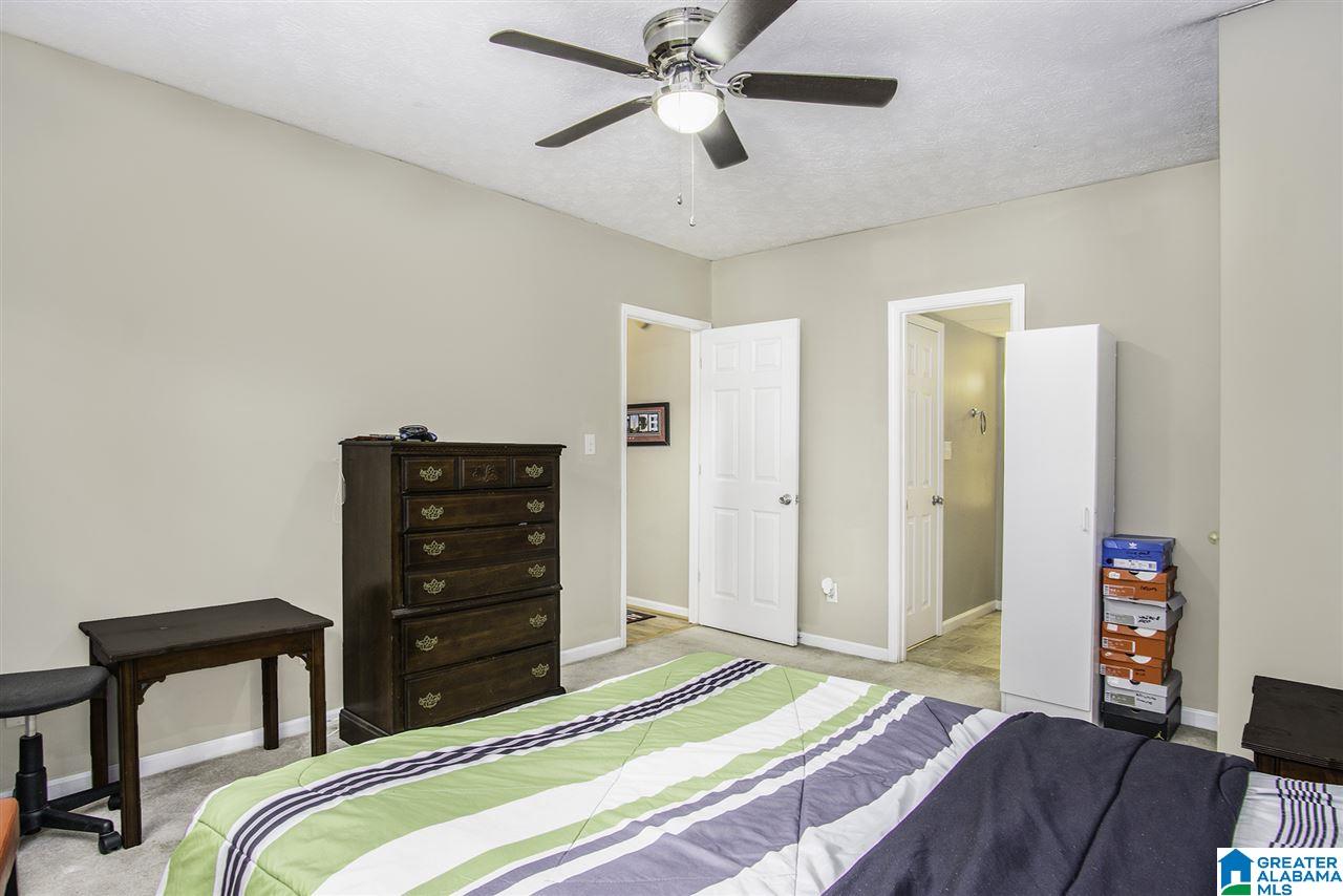 105 Kentwood Way Alabaster, AL 35007 - Photo 24 of 33