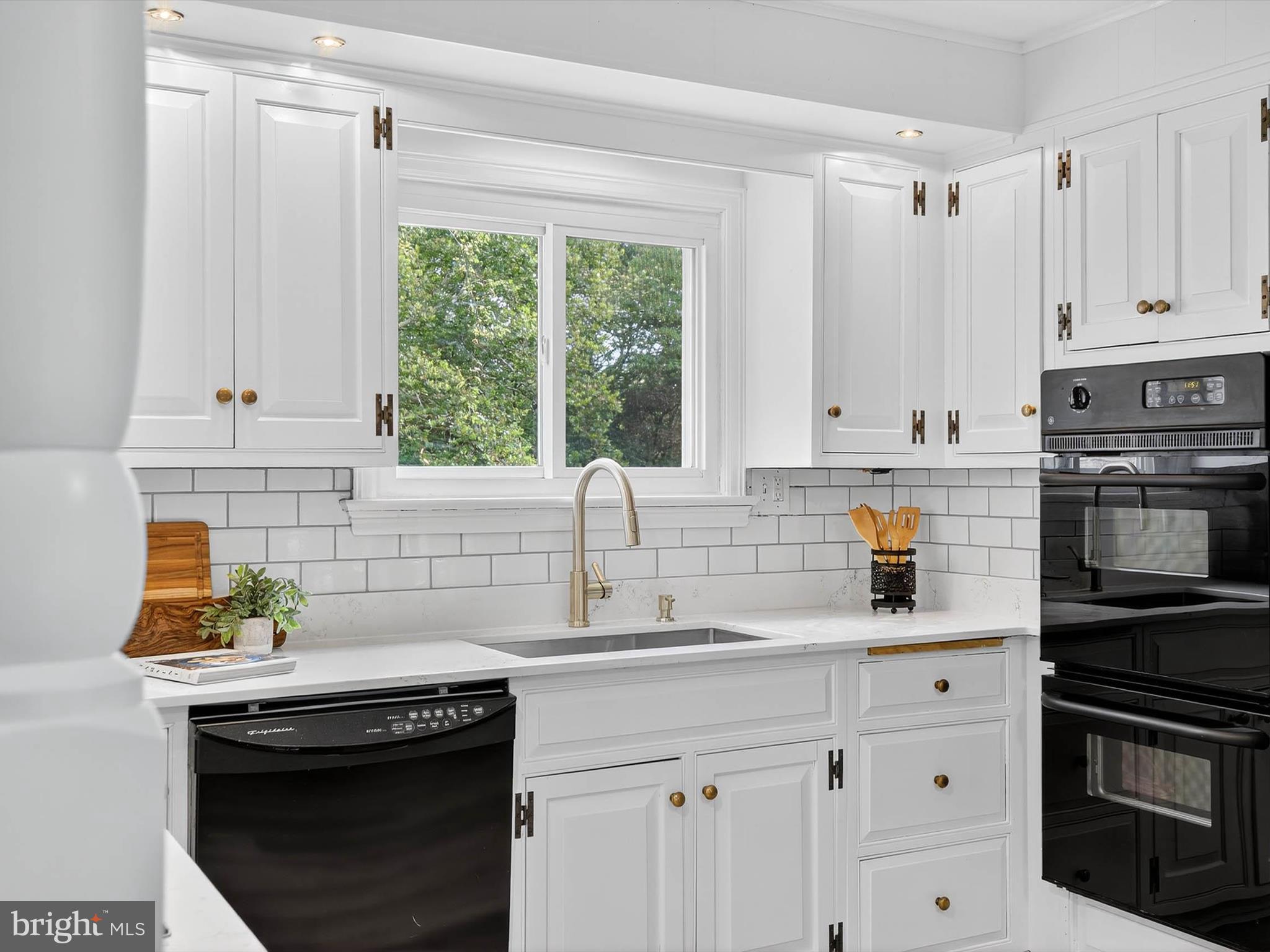 2010 Landis Valley Road Lancaster, PA 17601 - Photo 19 of 76