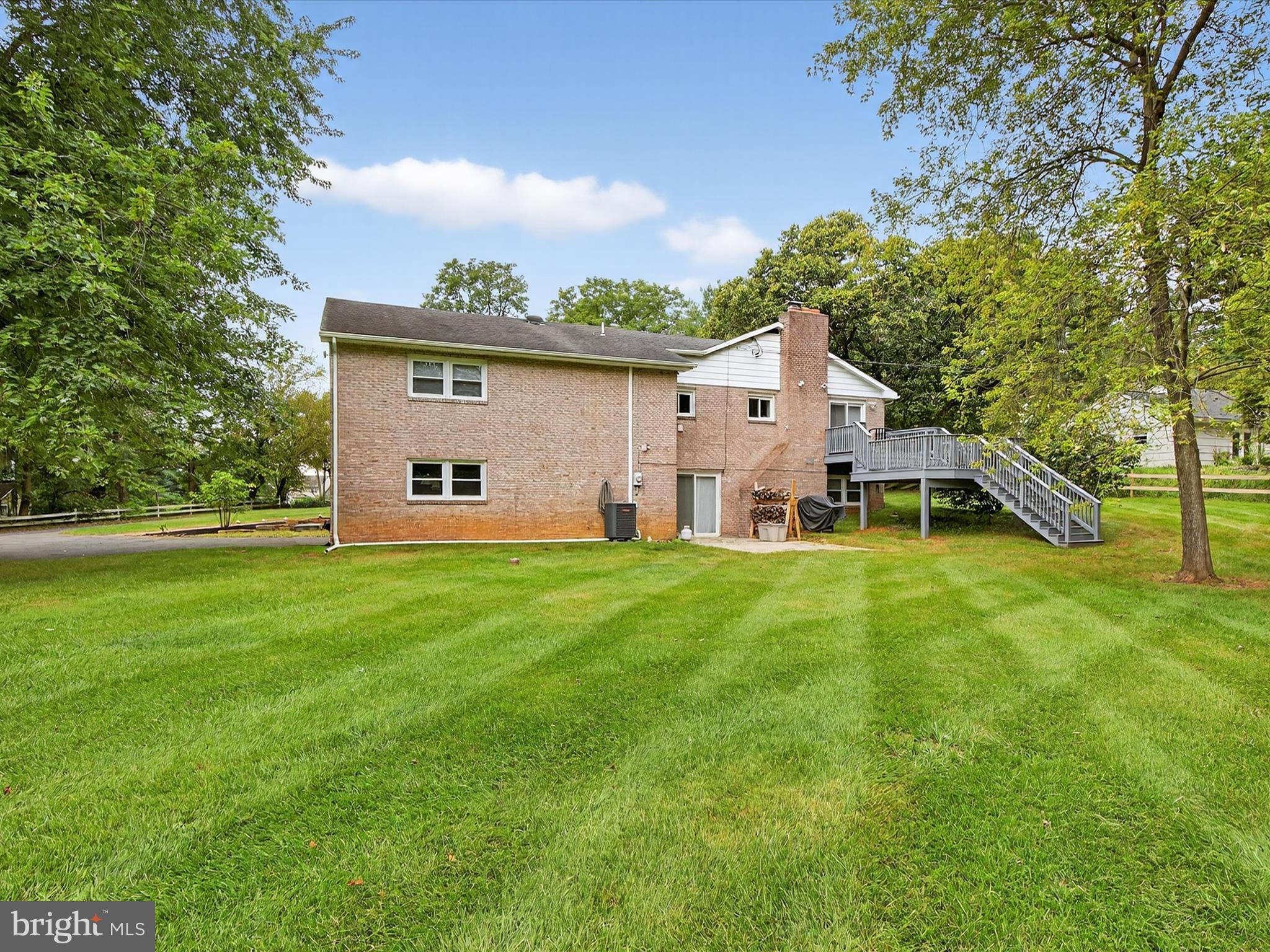 2010 Landis Valley Road Lancaster, PA 17601 - Photo 2 of 76 a front view of house with yard and green space