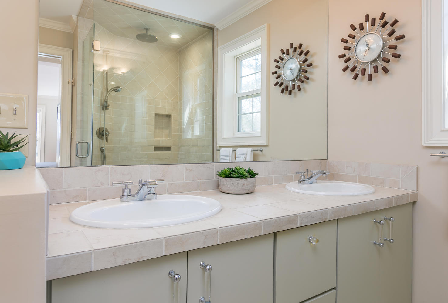29 Vines Road Saco, ME 04072 - Photo 25 of 49 Master Bath