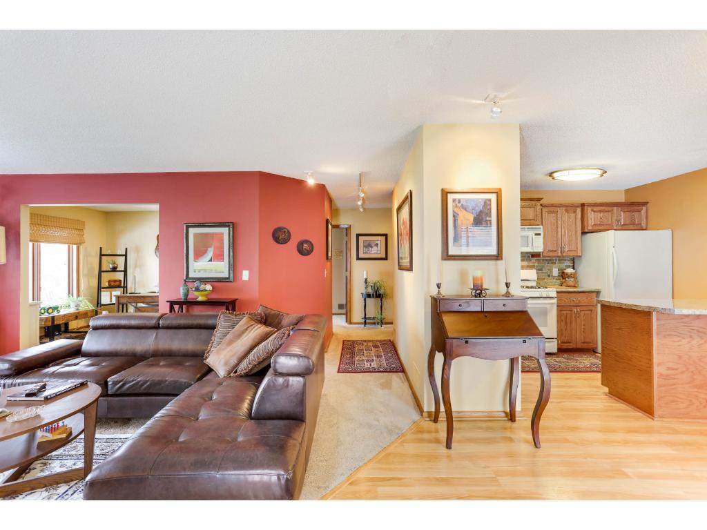 8960 Neill Lake Road Eden Prairie, MN 55347 - Photo 16 of 24 Gallery Image 16