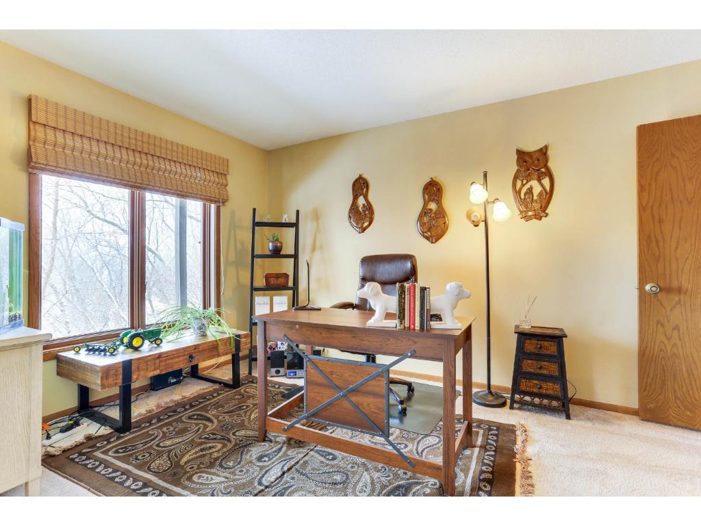 8960 Neill Lake Road Eden Prairie, MN 55347 - Photo 17 of 24 Gallery Image 17