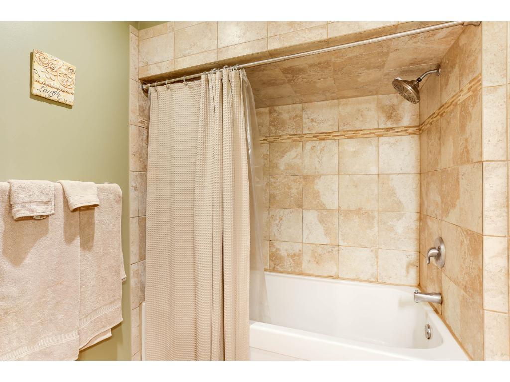 8960 Neill Lake Road Eden Prairie, MN 55347 - Photo 22 of 24 Gallery Image 22