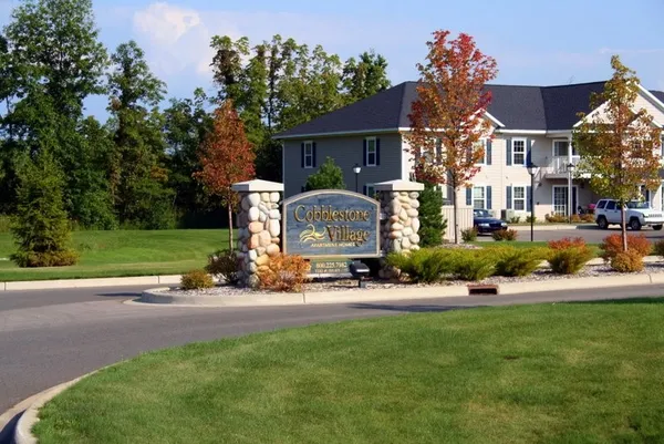 $731 | 8770 Cobblestone Road, Watervliet, MI 49098