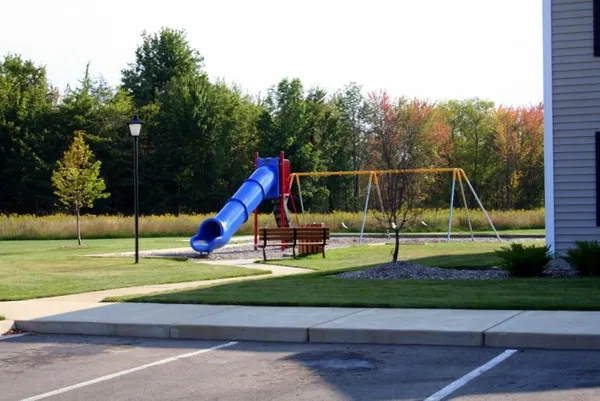 $731 | 8770 Cobblestone Road, Watervliet, MI 49098