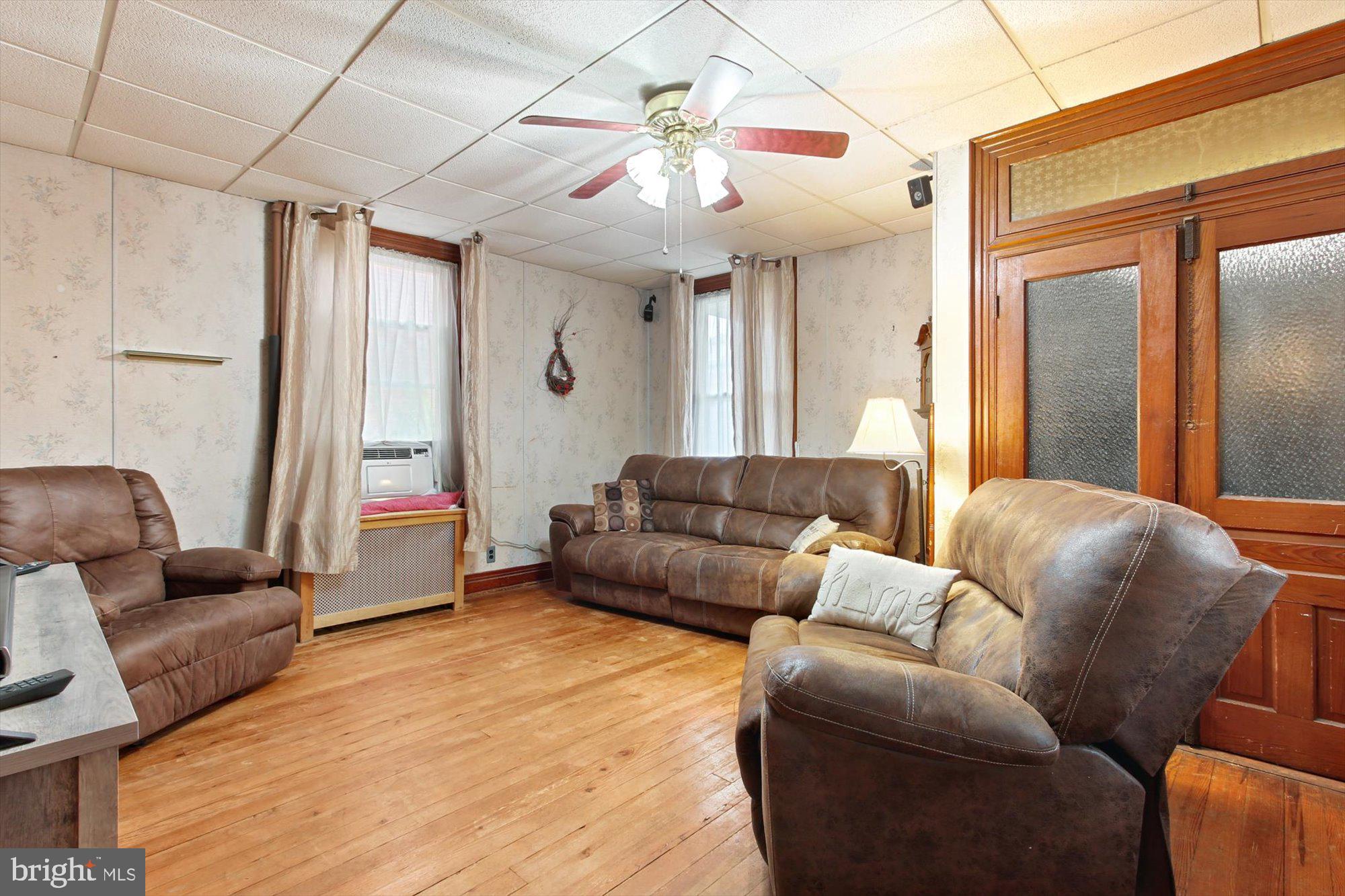 214 East Middle Street Hanover, PA 17331 - Photo 6 of 34 Gallery Image 6