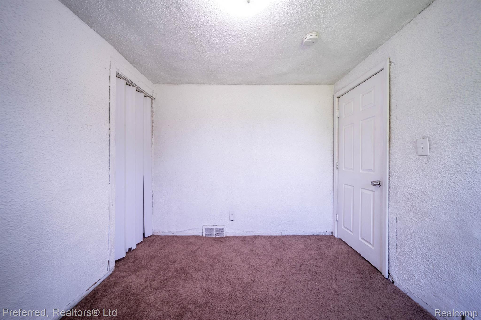 3724 Spring Hill Avenue Inkster, MI 48141 - Photo 17 of 28 Upper bedroom