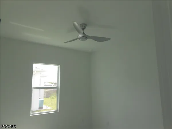 $1,900 | 320 Poplar Street, Lehigh Acres, FL 33974