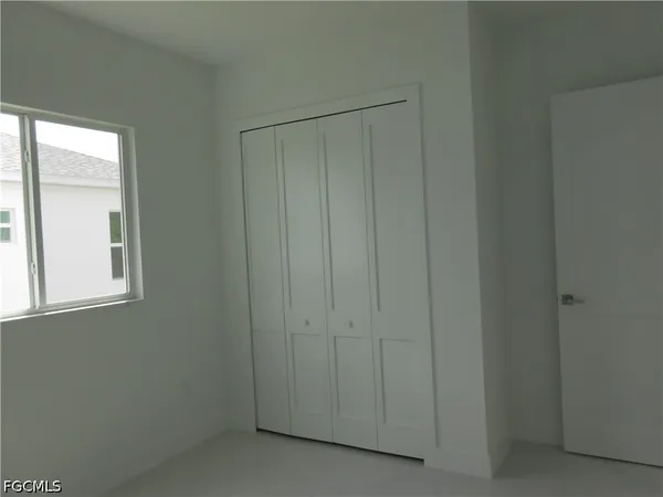 $1,900 | 320 Poplar Street, Lehigh Acres, FL 33974