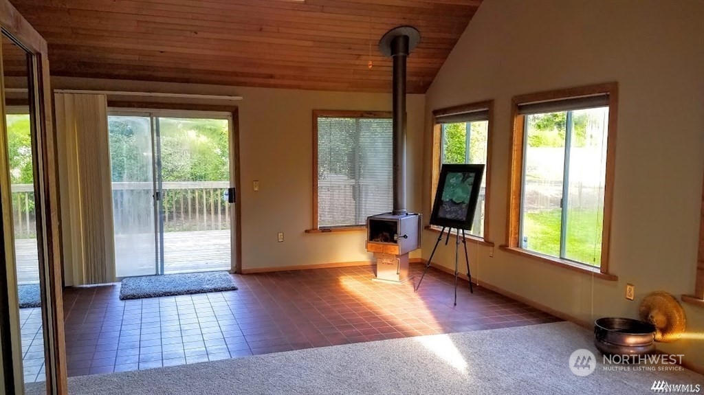 4004 228th Street Southeast Bothell, WA 98021 - Photo 11 of 24
