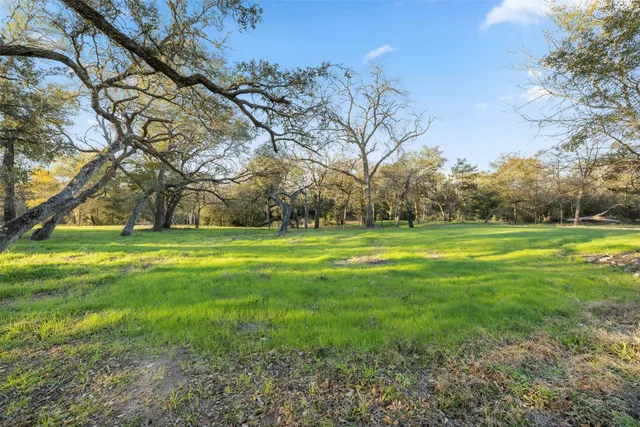 $395,000 | 1038 County Road 207, Weimar, TX 78962