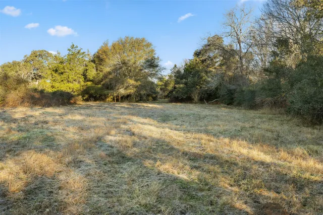 $395,000 | 1038 County Road 207, Weimar, TX 78962