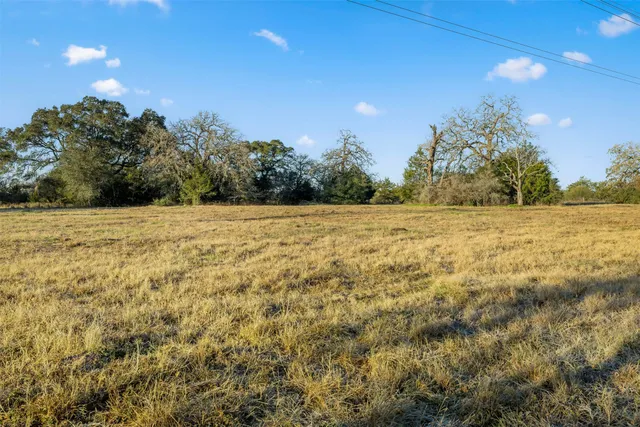$395,000 | 1038 County Road 207, Weimar, TX 78962