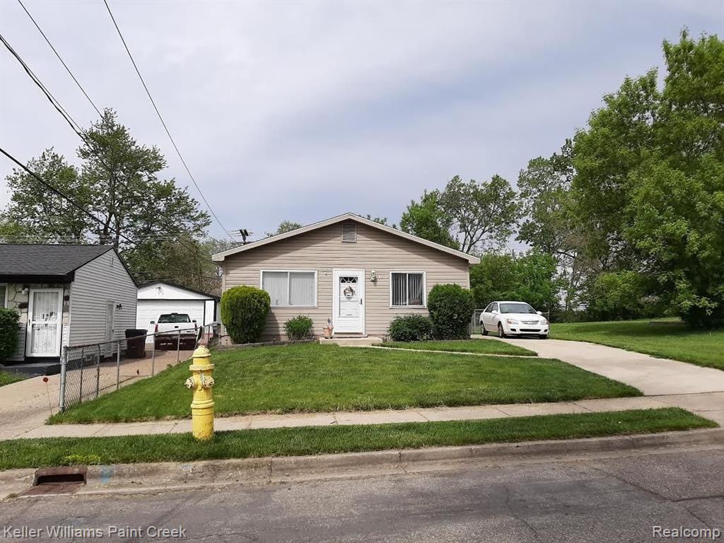 451 Maxwell Road Pontiac, MI 48342 - Photo 2 of 20