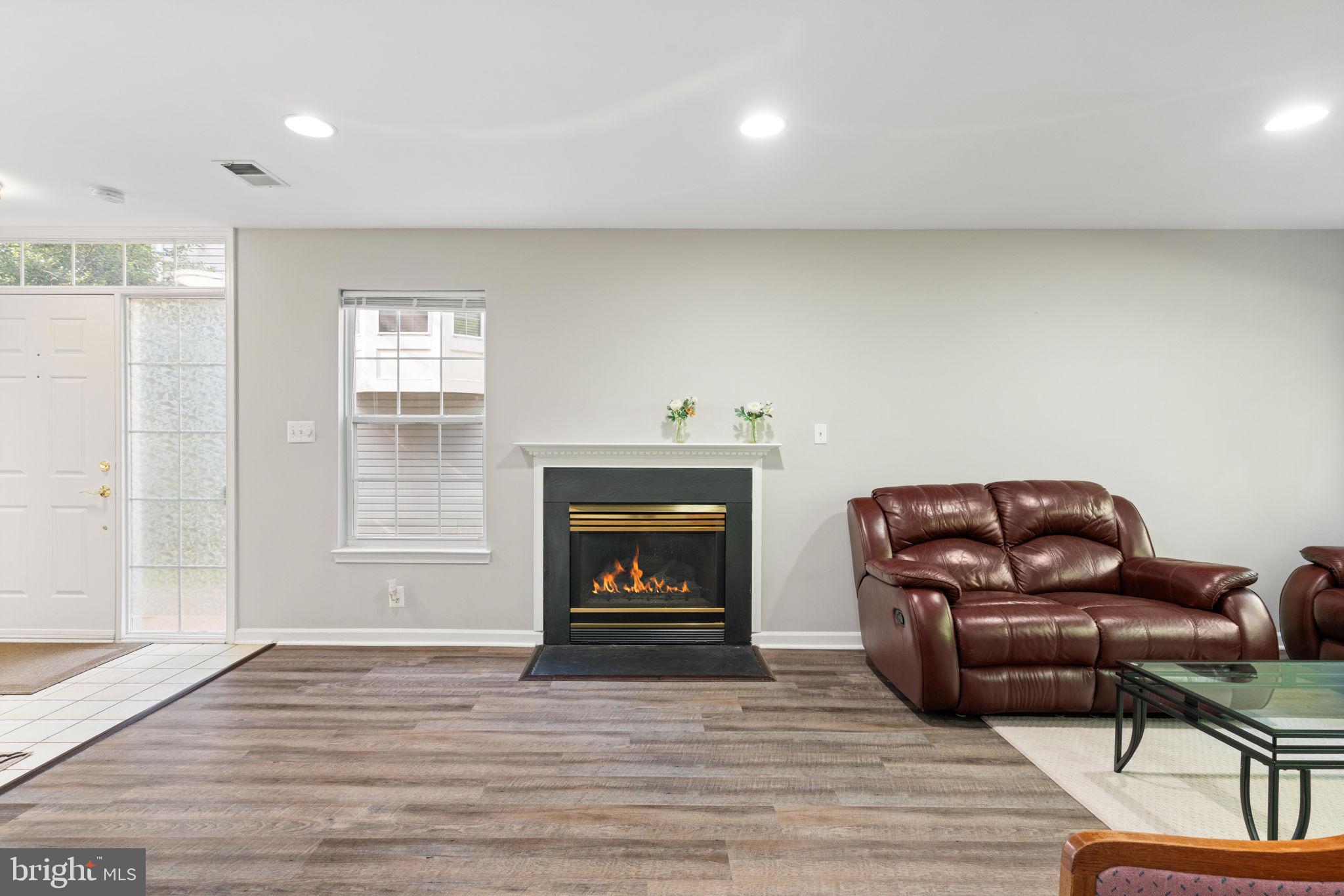 21654 Frame Square Broadlands, VA 20148 - Photo 26 of 43 Cozy living space with inviting warmth.