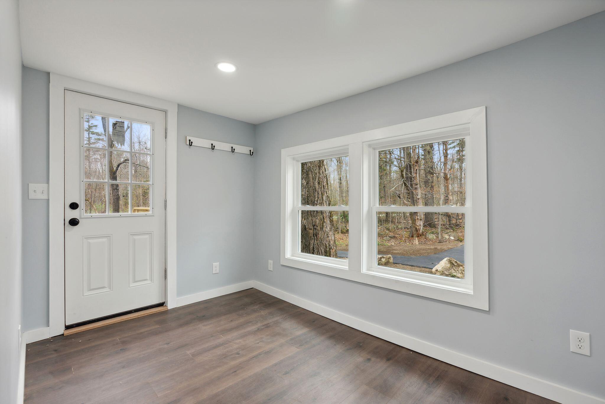 327 Quaker Ridge Road Casco, ME 04015 - Photo 5 of 37 18_DSC02294