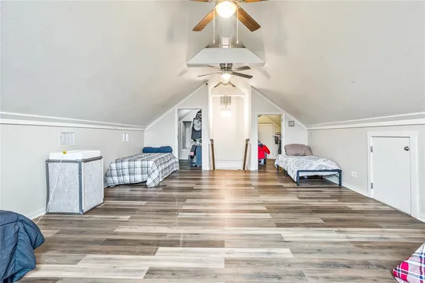 a view of entryway and hall