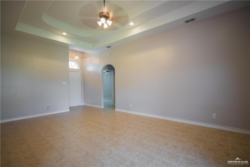 4612 Sandpiper Avenue McAllen, TX 78504 - Photo 4 of 11