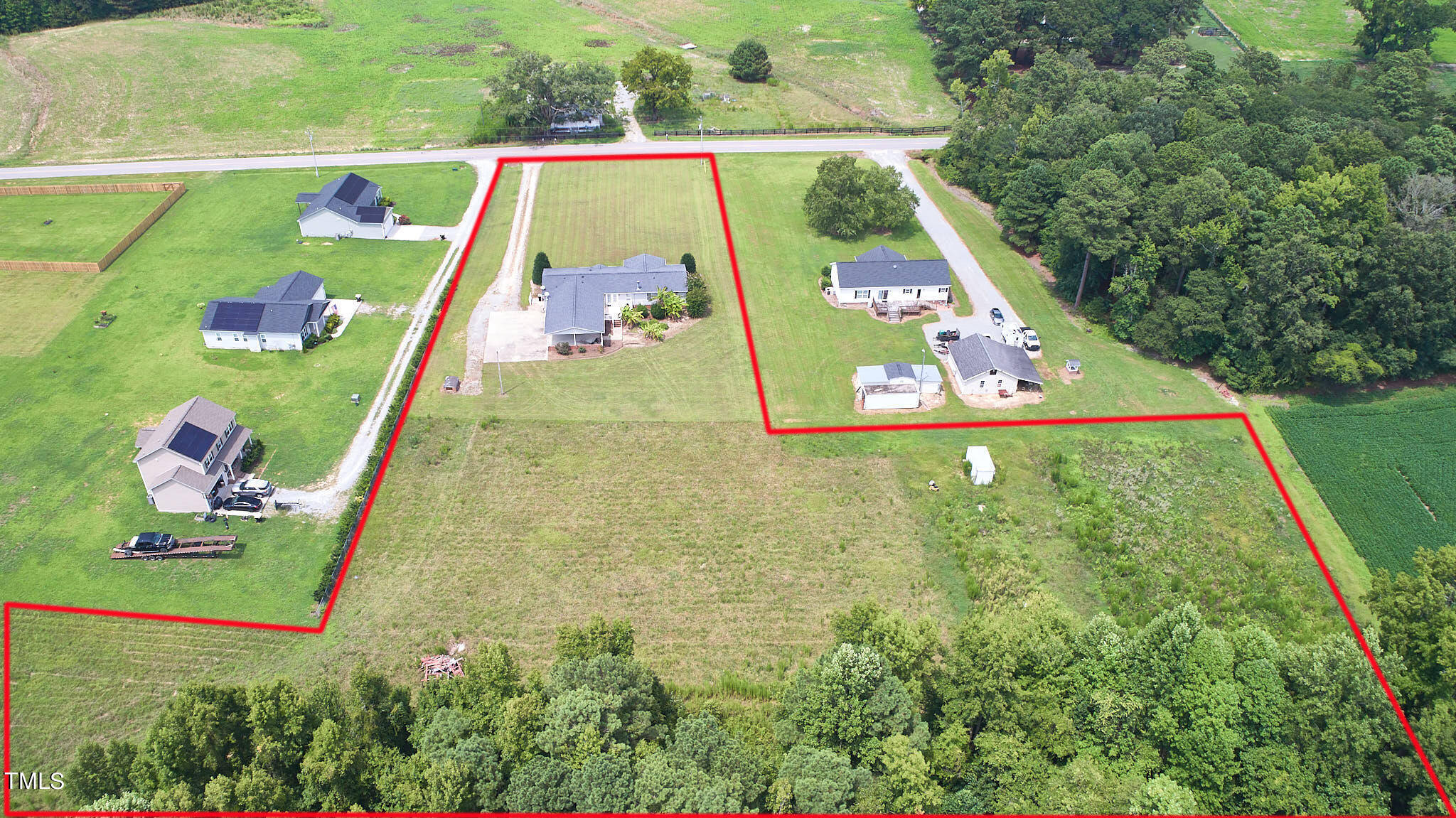1620 Batten Farm - Back drone high w lin