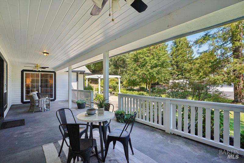 822 Robinson Road Sebastopol, CA 95472 - Photo 24 of 60 Gallery Image 24