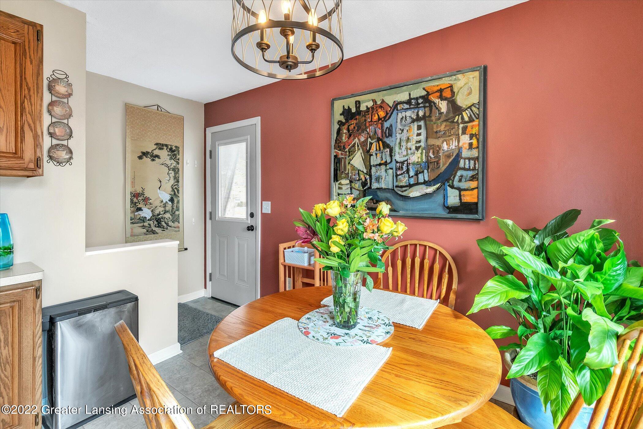 3129 Sunderland Road Lansing, MI 48911 - Photo 12 of 38 14-3129-Sunderland-Rd-WindowStill-Real-E