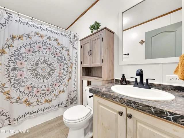 $465,000 | 4736 Salem Road, Greenback, TN 37742