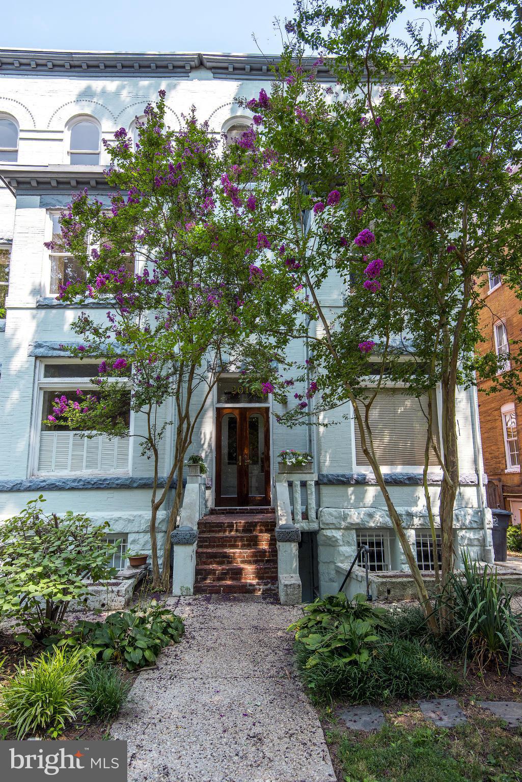 2013 Kalorama Road Northwest, Unit 6 Washington, DC 20009 - Photo 2 of 16 Exterior (Front)