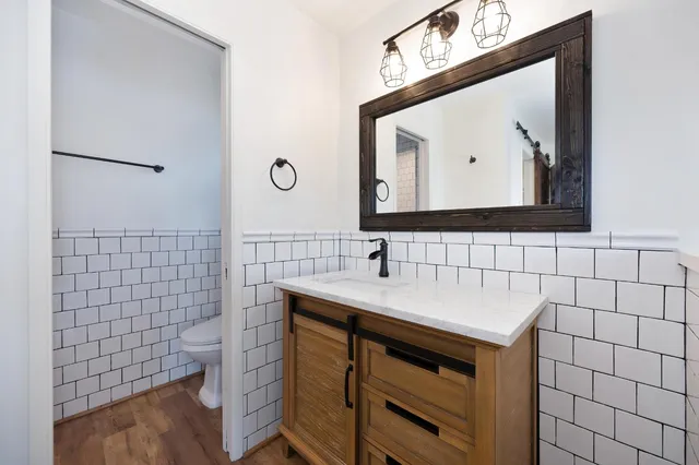 $575,000 | 6915 18th Avenue, Sacramento, CA 95820