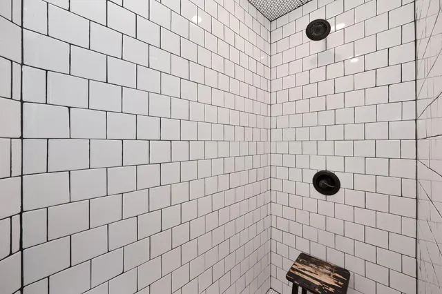 $575,000 | 6915 18th Avenue, Sacramento, CA 95820