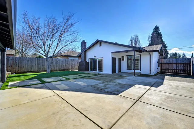 $575,000 | 6915 18th Avenue, Sacramento, CA 95820