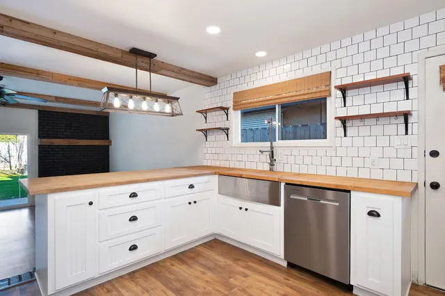 $575,000 | 6915 18th Avenue, Sacramento, CA 95820