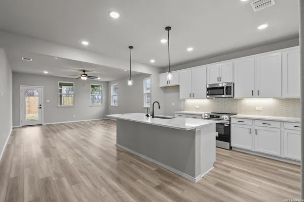 $409,990 | 6510 Lowrie, San Antonio, TX 78239