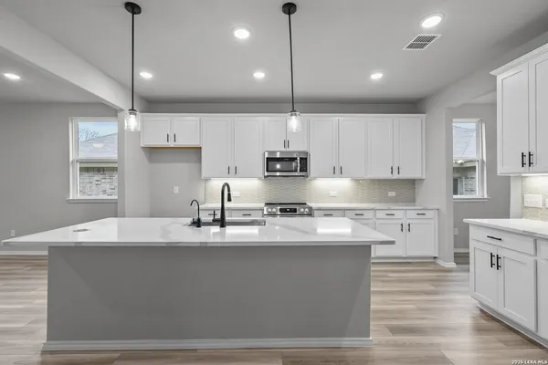 $409,990 | 6510 Lowrie, San Antonio, TX 78239