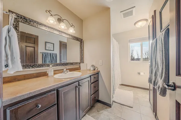 $323,900 | 1072 Willis Way, Appleton, WI 54913