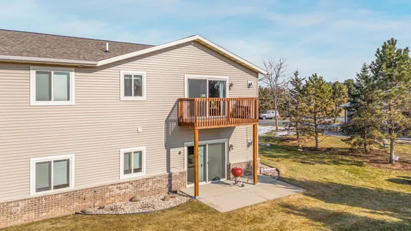 $323,900 | 1072 Willis Way, Appleton, WI 54913