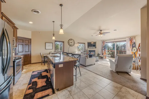 $323,900 | 1072 Willis Way, Appleton, WI 54913