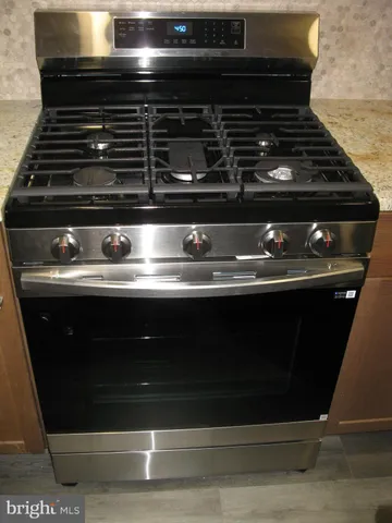 a close view of stove