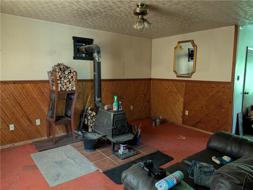 732 North Warren Avenue Apollo, PA 15613 - Photo 4 of 10