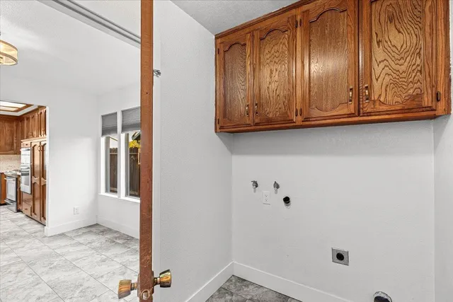 $619,000 | 2117 Manitoba Court, Modesto, CA 95356