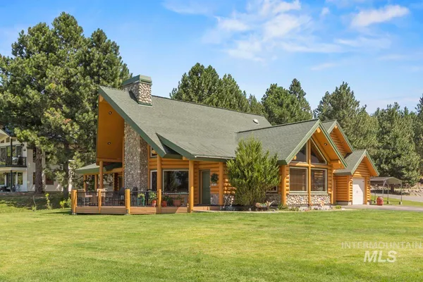$1,595,000 | 135 Par Drive, Cascade, ID 83611
