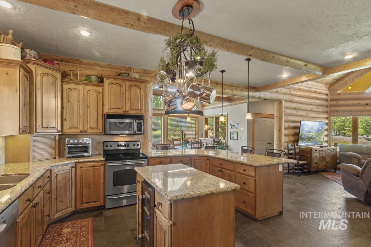 135 Par Drive Cascade, ID 83611 - Photo 18 of 50