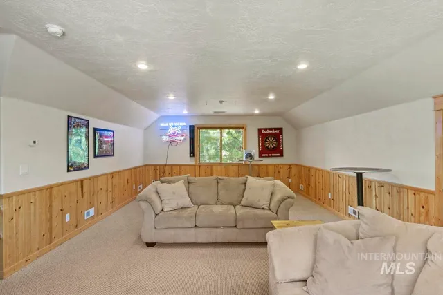 $1,650,000 | 135 Par Drive, Cascade, ID 83611