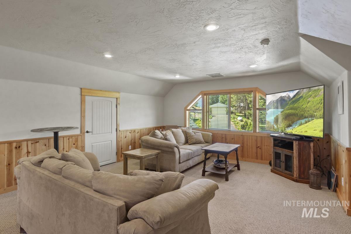135 Par Drive Cascade, ID 83611 - Photo 34 of 50