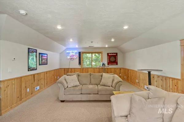 $1,595,000 | 135 Par Drive, Cascade, ID 83611