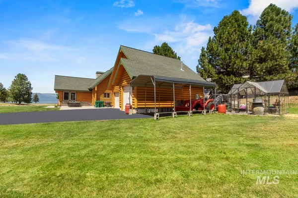 $1,595,000 | 135 Par Drive, Cascade, ID 83611