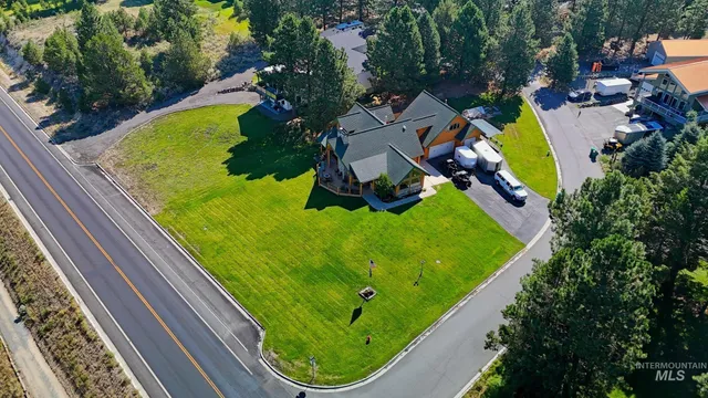 $1,650,000 | 135 Par Drive, Cascade, ID 83611