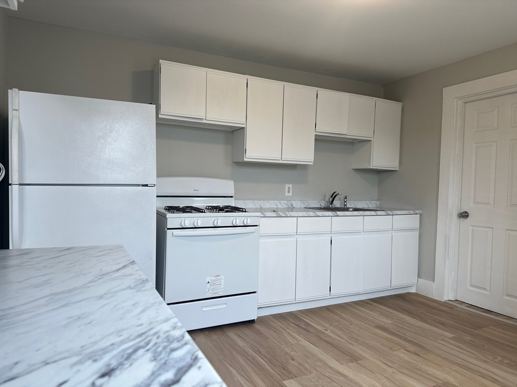 159 East Central Street, Unit 2 Franklin, MA 02038 - Photo 2 of 15