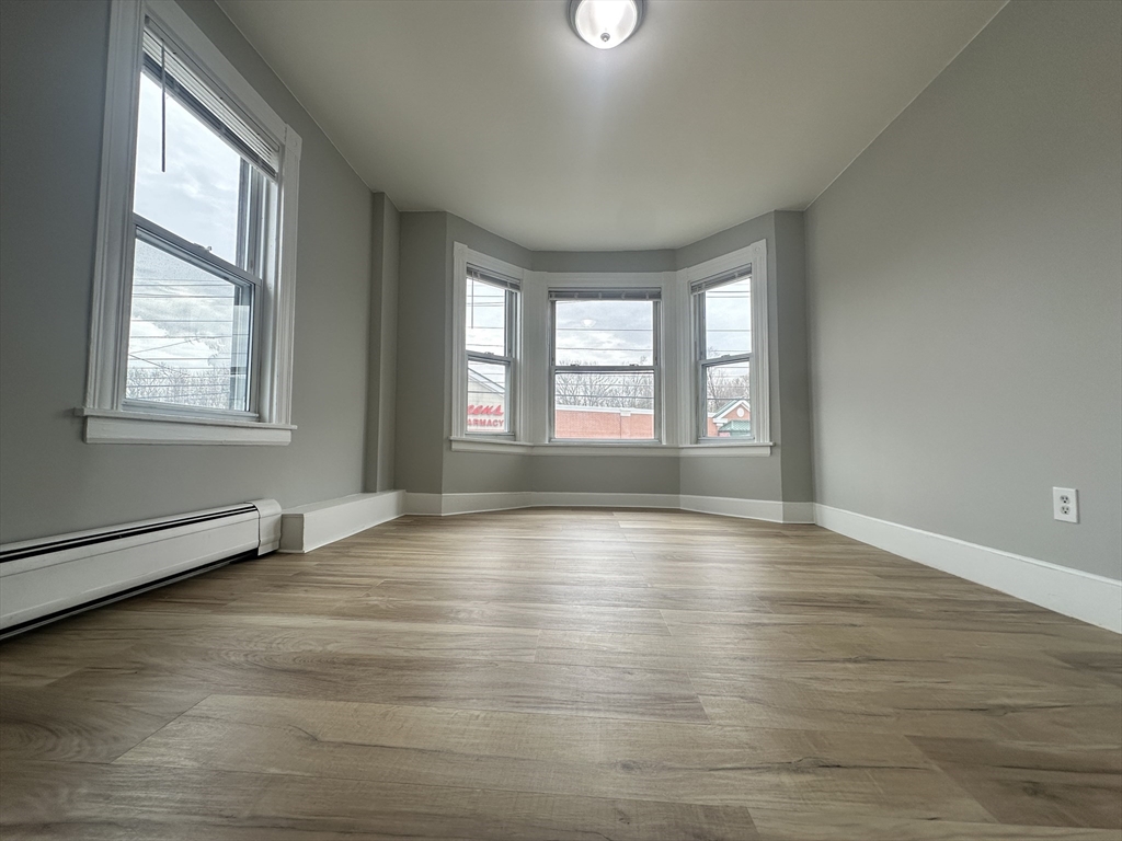 159 East Central Street, Unit 2 Franklin, MA 02038 - Photo 6 of 15