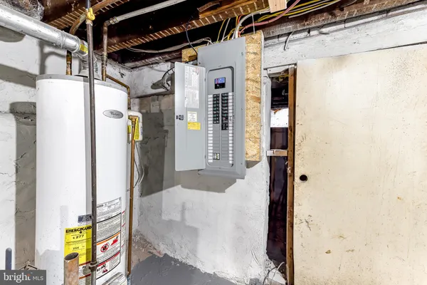 $3,300 | 515 Delamore Place, Wilmington, DE 19805